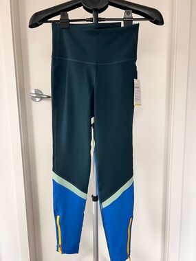 Old Navy Teal Elevate Leggings